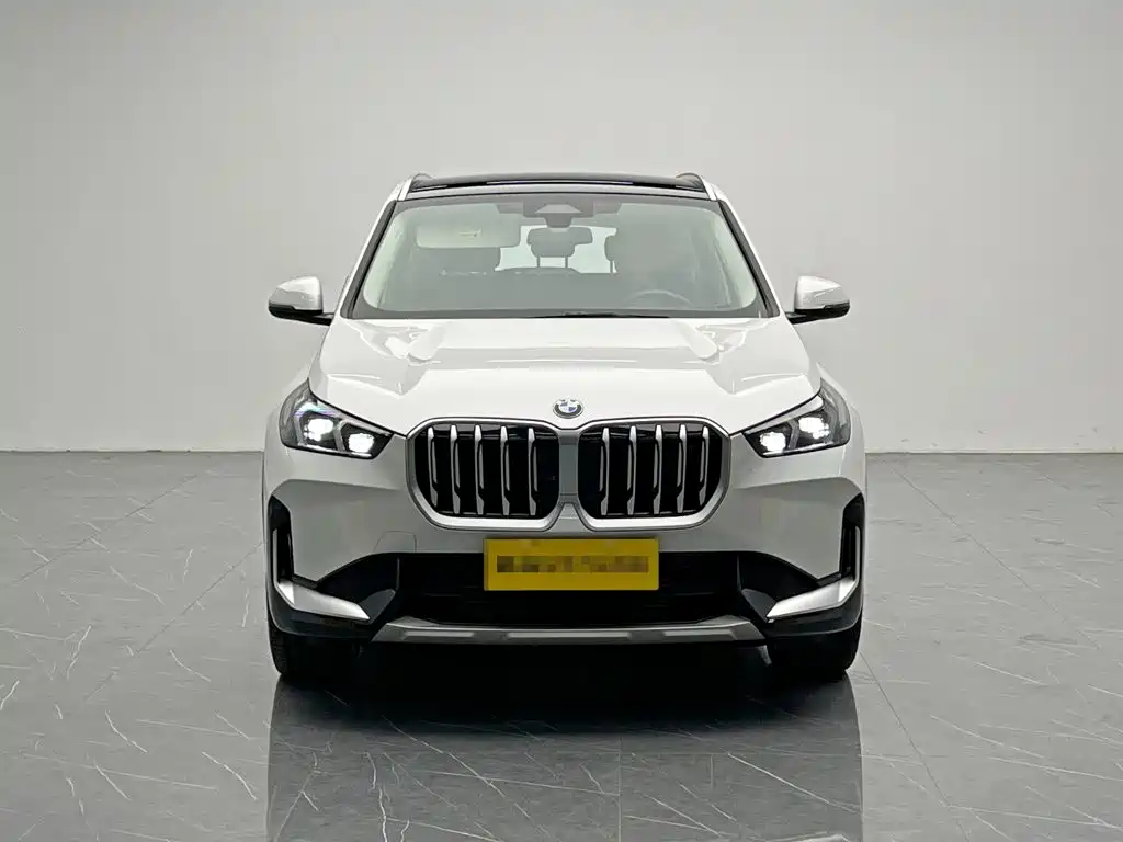 BMW X1 — фото 2