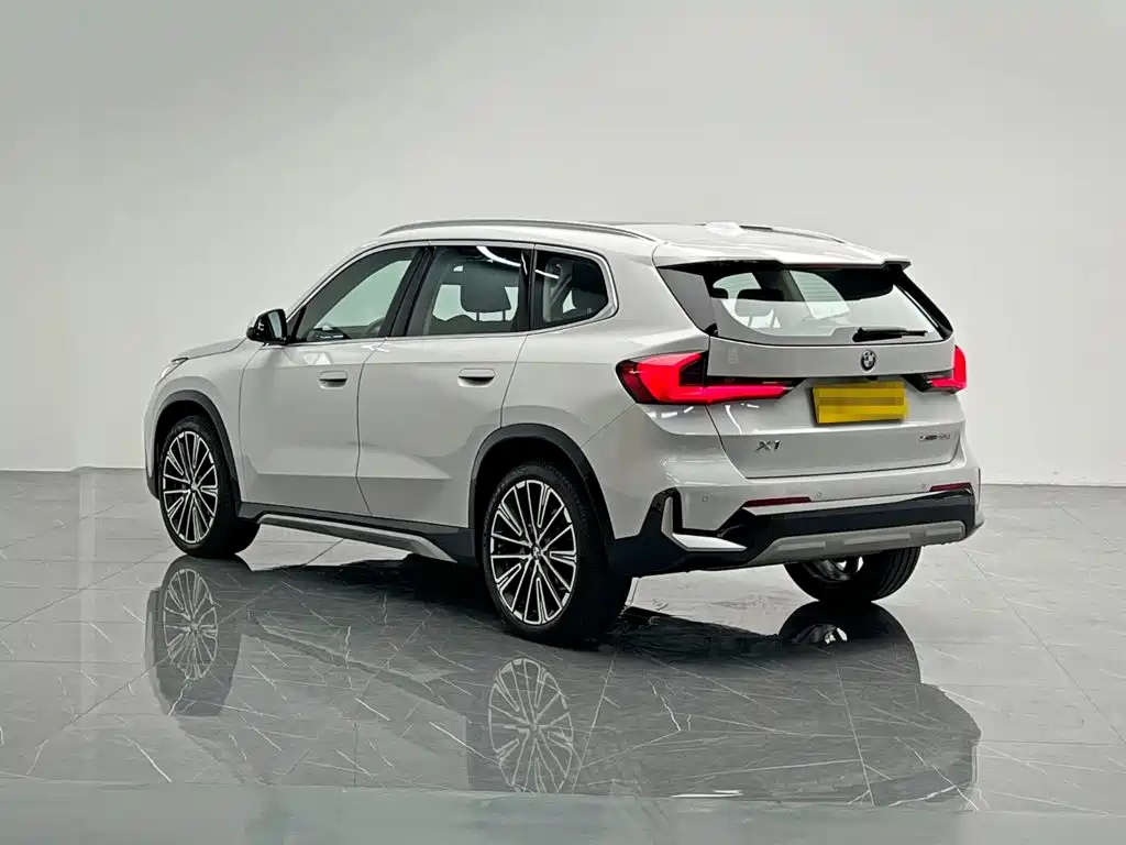 BMW X1 — фото 4