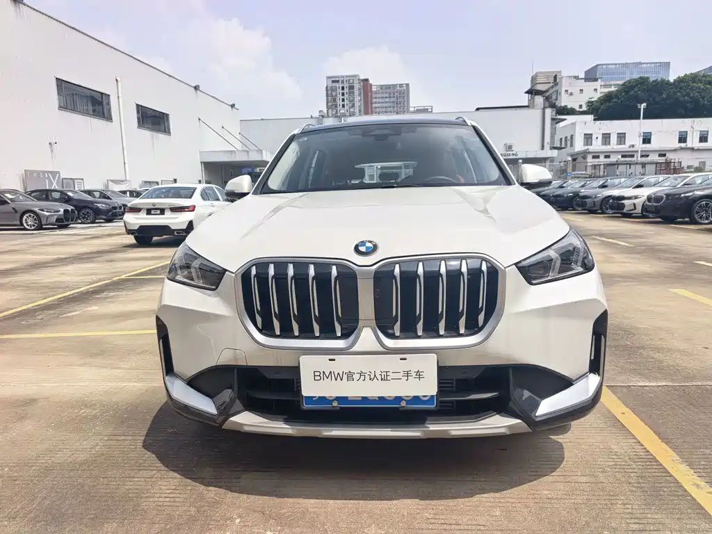 BMW X1 — фото 2
