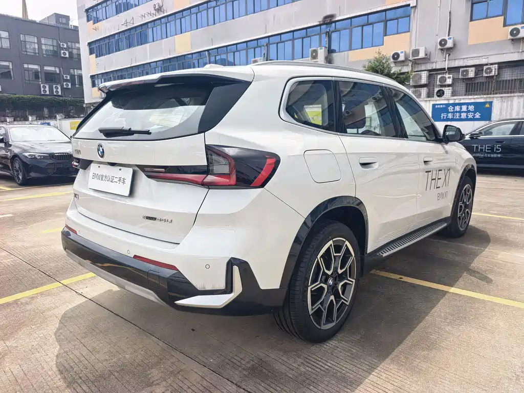 BMW X1 — фото 17