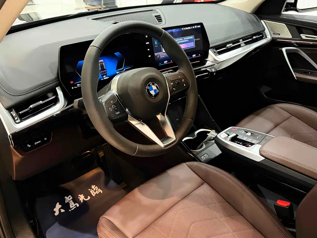 BMW X1 — фото 4