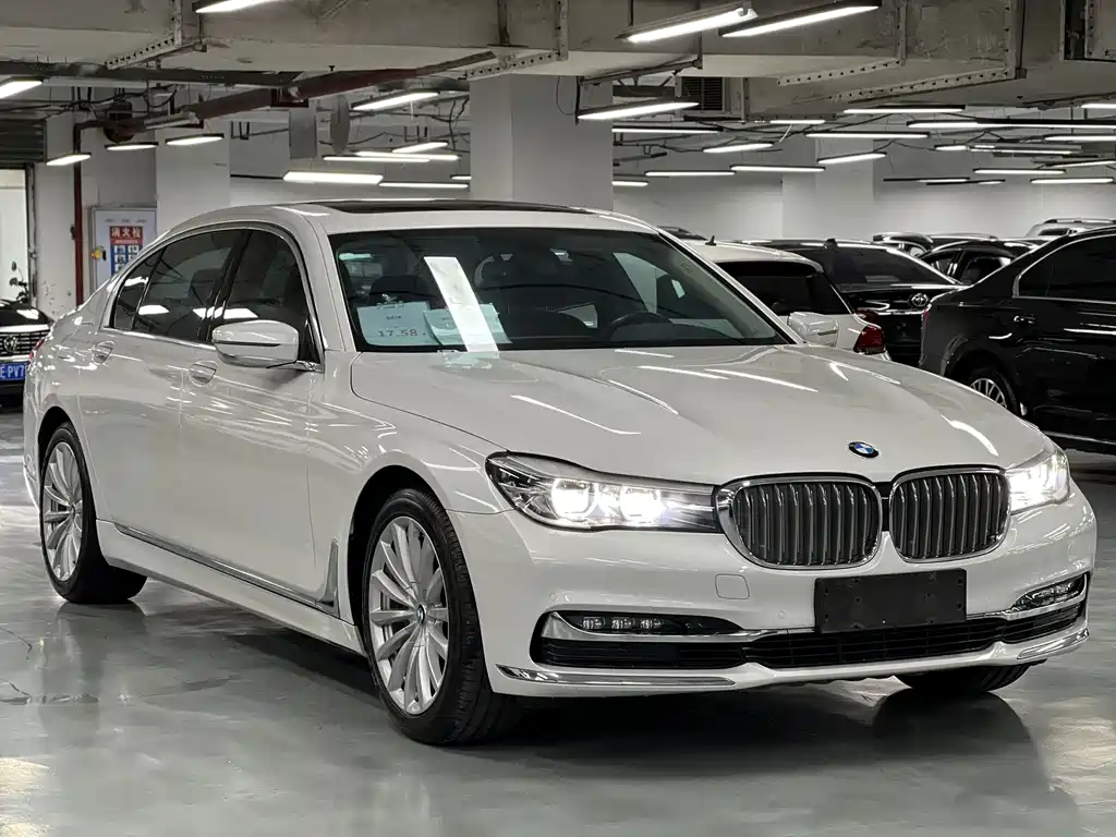 BMW 7 Series — фото 3