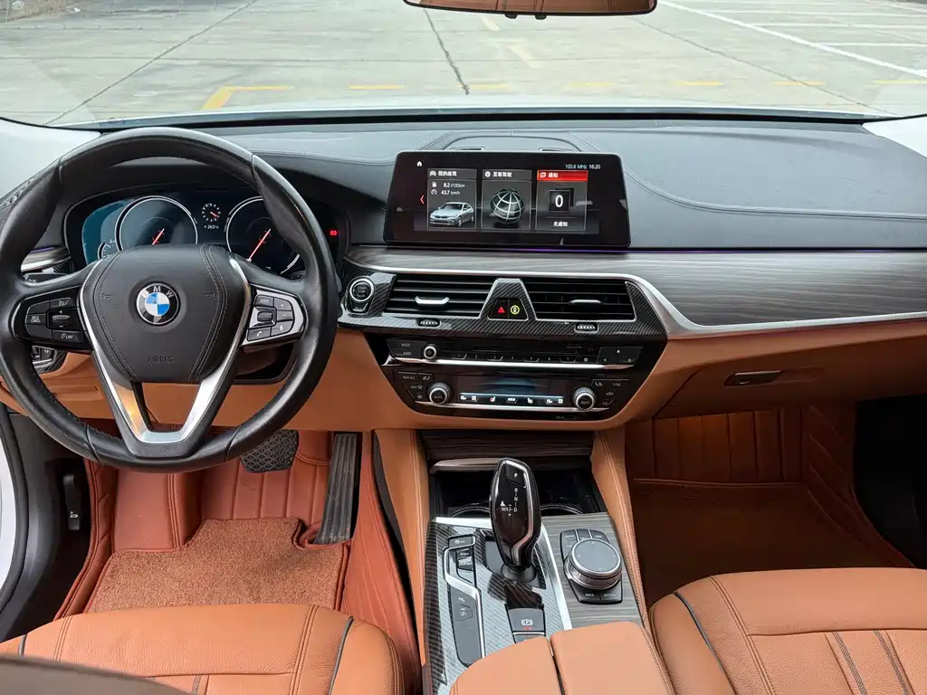 BMW 6 Series GT — фото 13