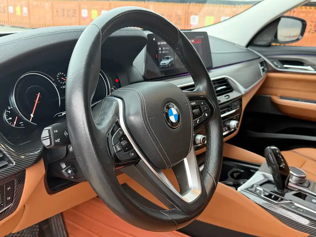 BMW 6 Series GT — фото 14