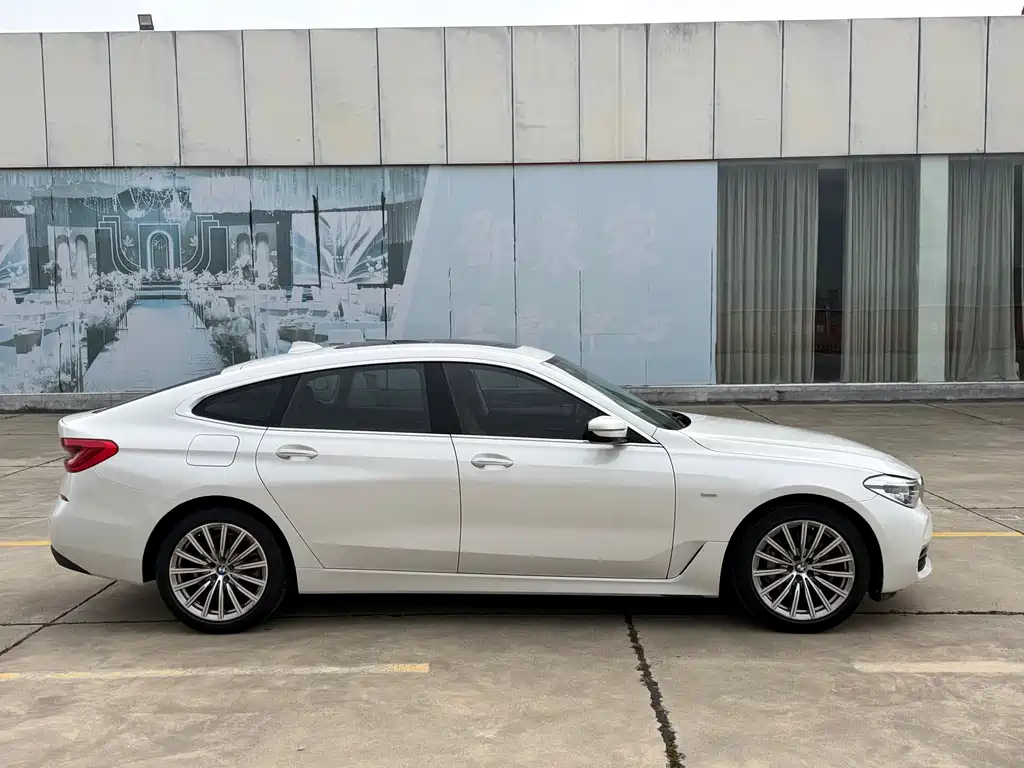 BMW 6 Series GT — фото 4