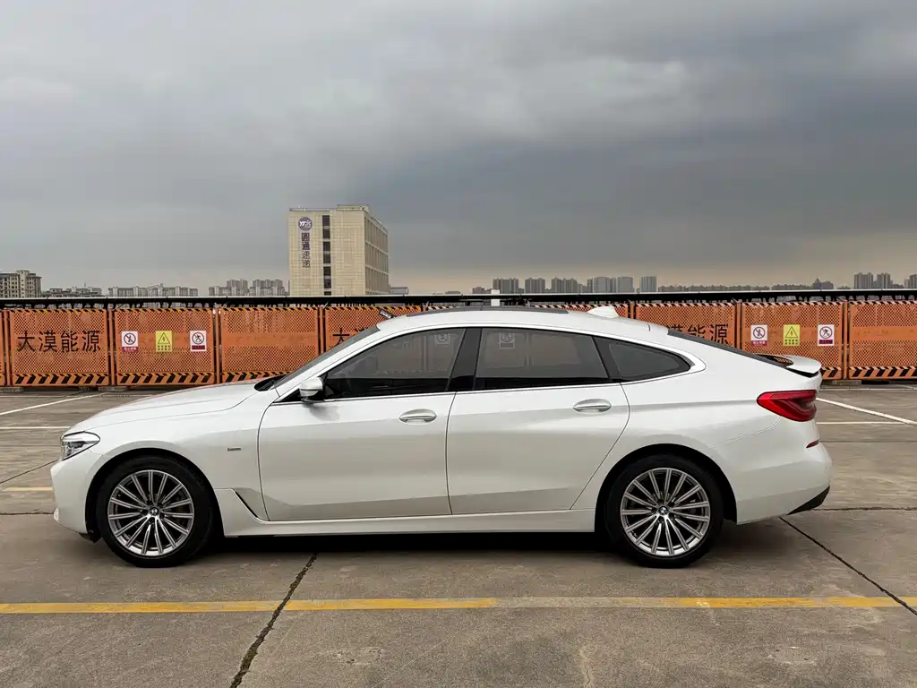 BMW 6 Series GT — фото 8