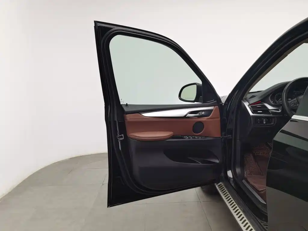BMW X5 (Import) — фото 15
