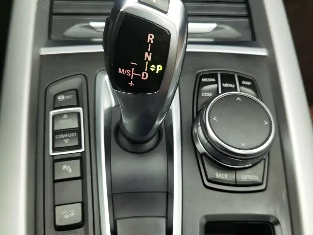BMW X5 (Import) — фото 18