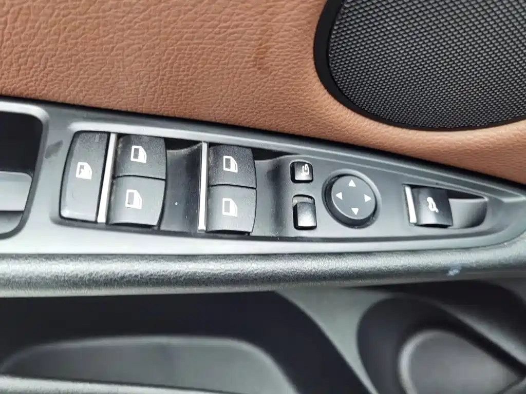 BMW X5 (Import) — фото 22