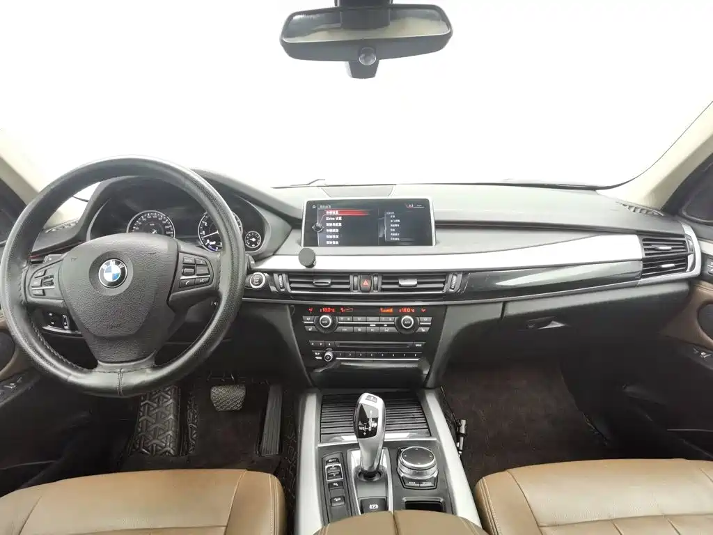 BMW X5 (Import) — фото 8