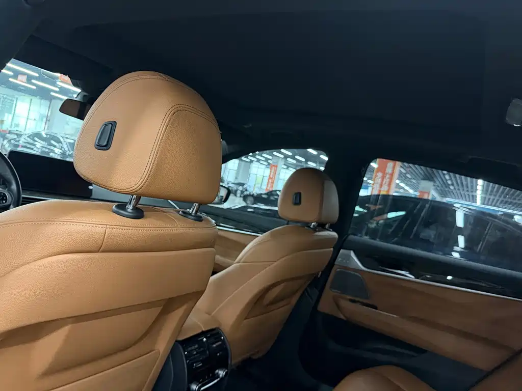 BMW 6 Series GT — фото 8