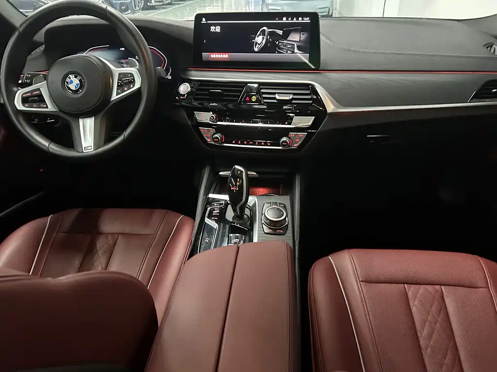 BMW 5 Series — фото 4