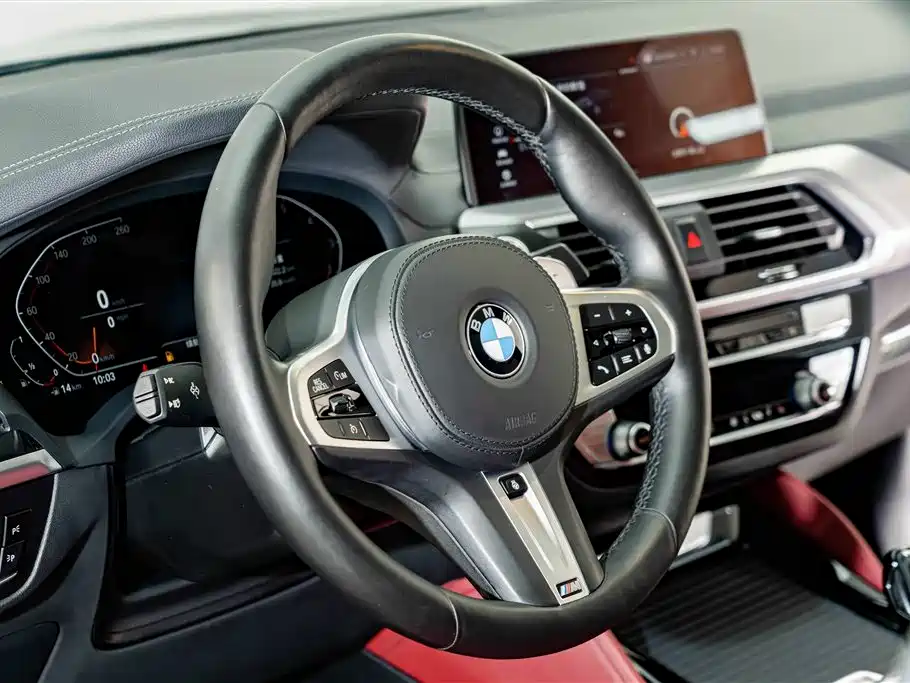 BMW X4 — фото 11