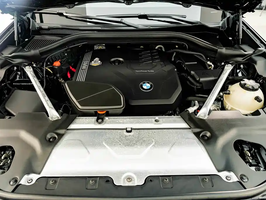 BMW X4 — фото 25