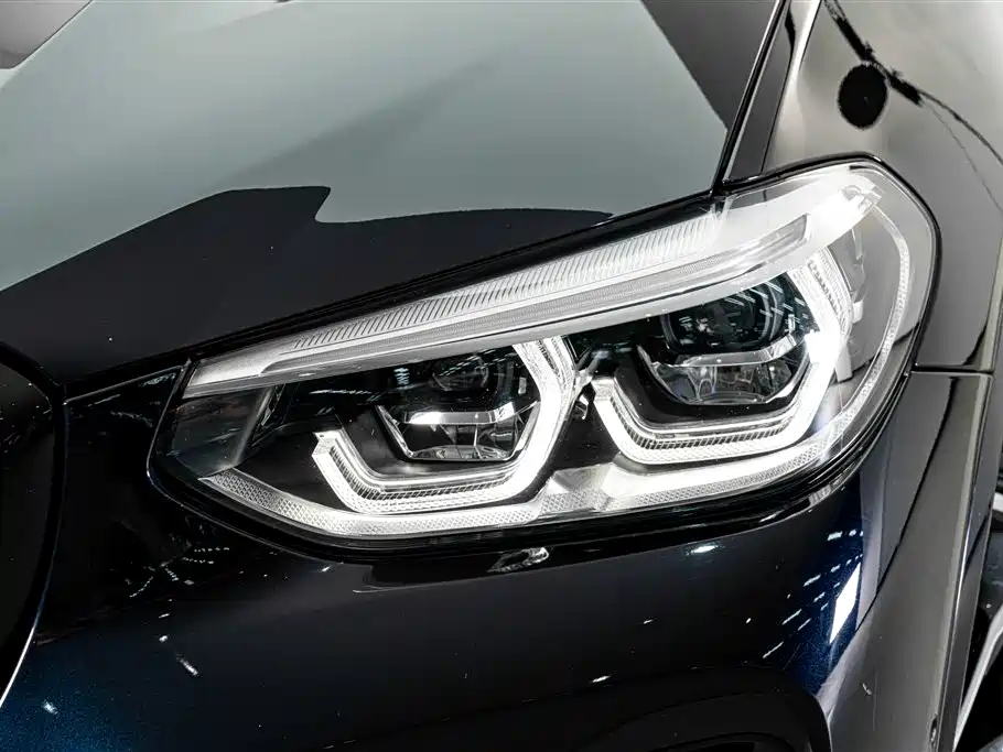 BMW X4 — фото 4