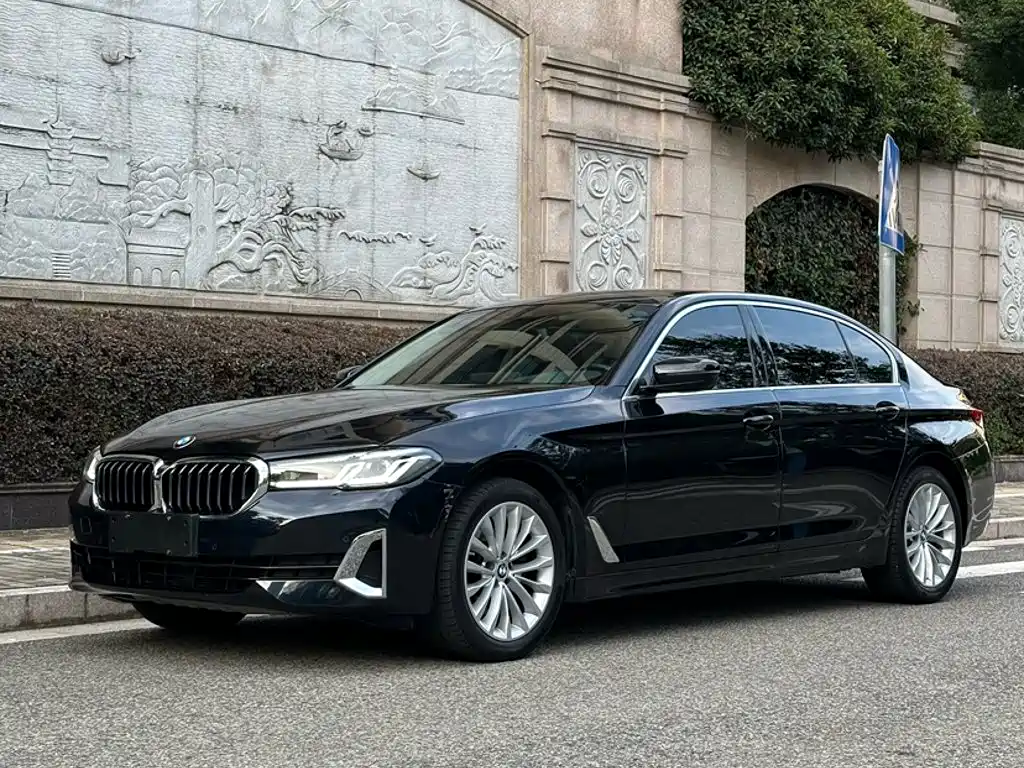 BMW 5 Series — фото 3