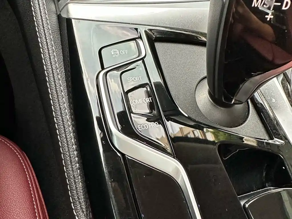 BMW 5 Series — фото 23