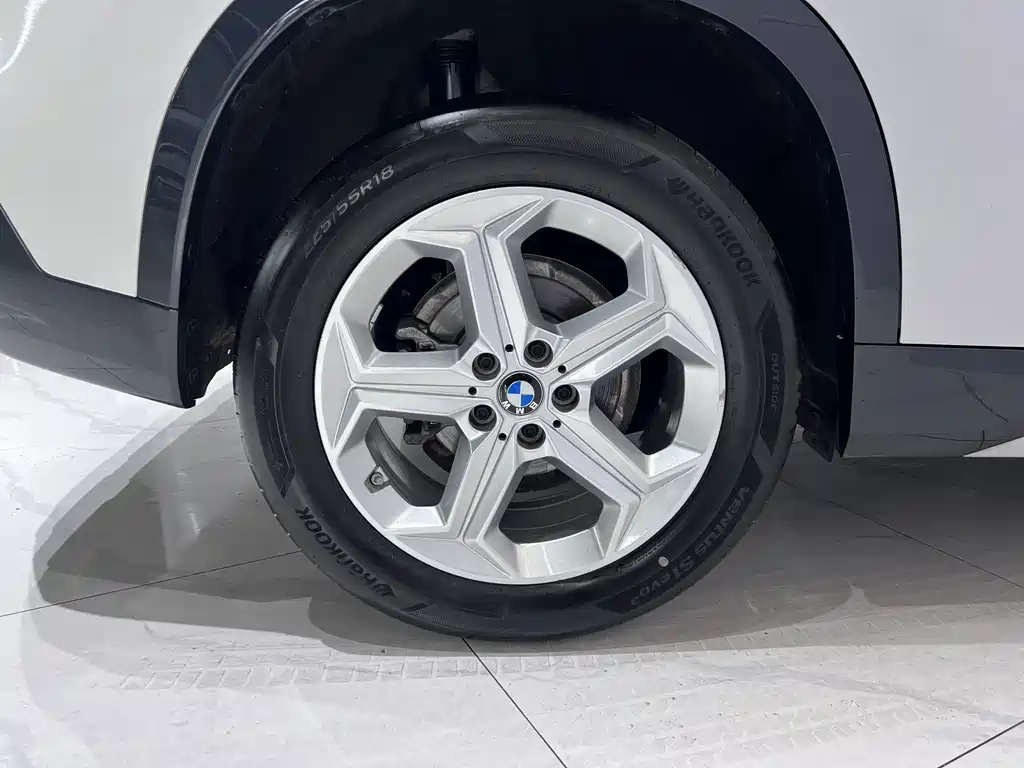 BMW X1 — фото 20