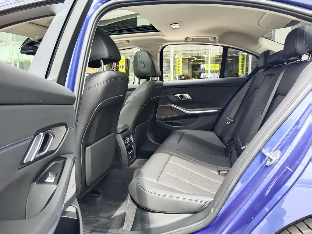 BMW 3 Series — фото 10