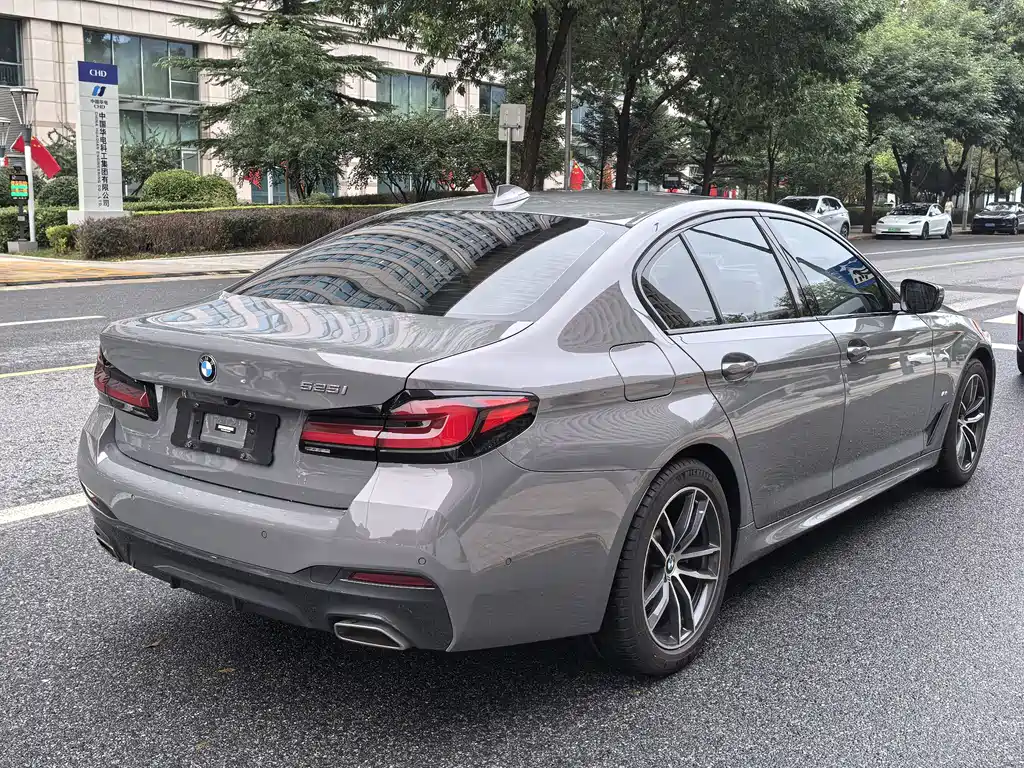 BMW 5 Series (Import) — фото 4