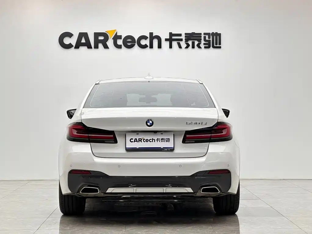 BMW 5 Series — фото 4