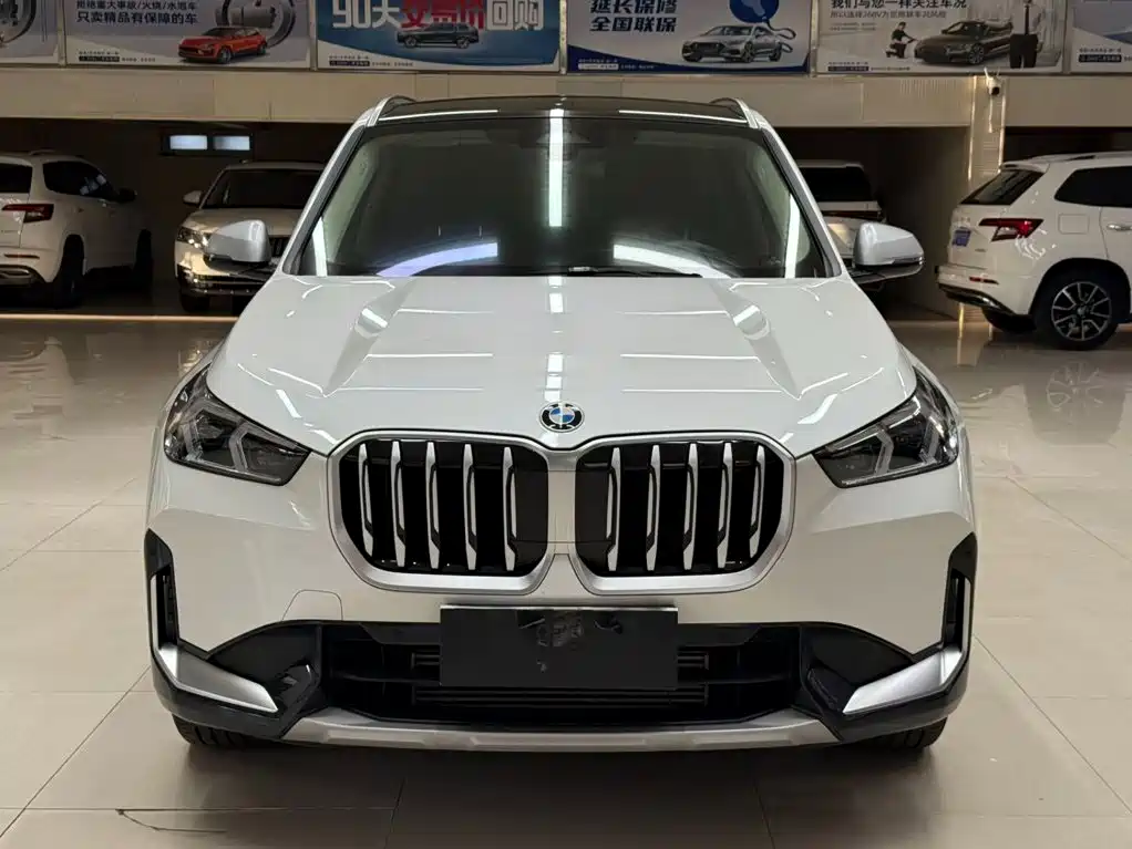 BMW X1 — фото 2
