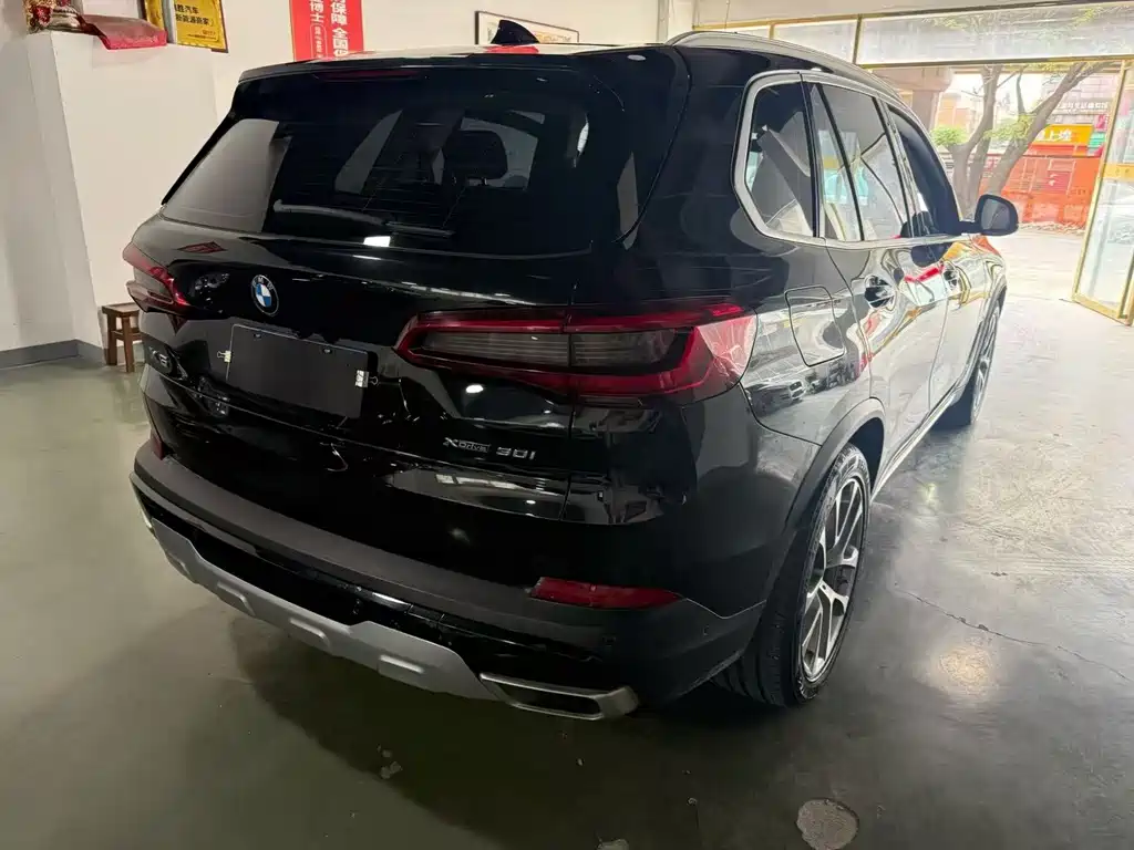 BMW X5 (Import) — фото 7