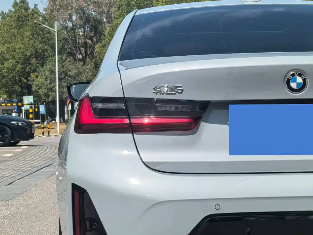 BMW 3 Series — фото 14