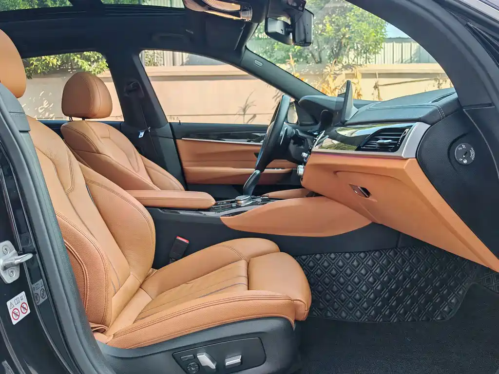 BMW 6 Series GT — фото 18