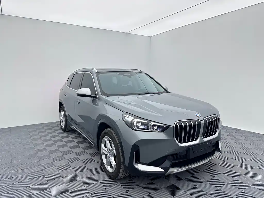 BMW X1 — фото 3