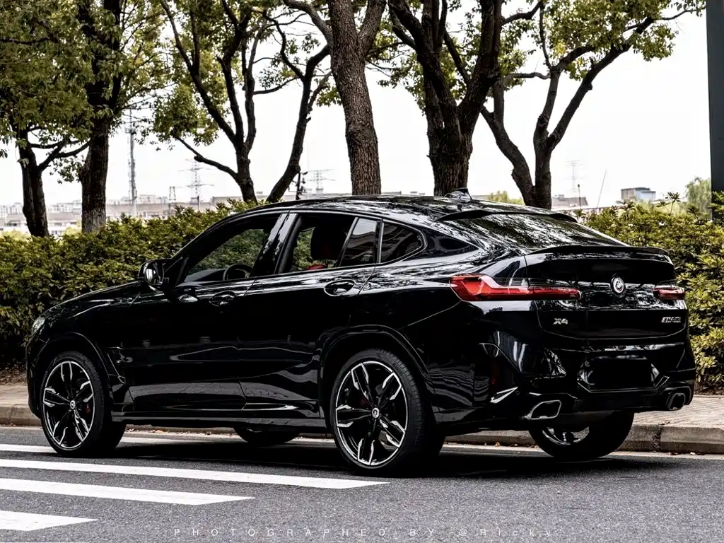 BMW X4 M40i — фото 14