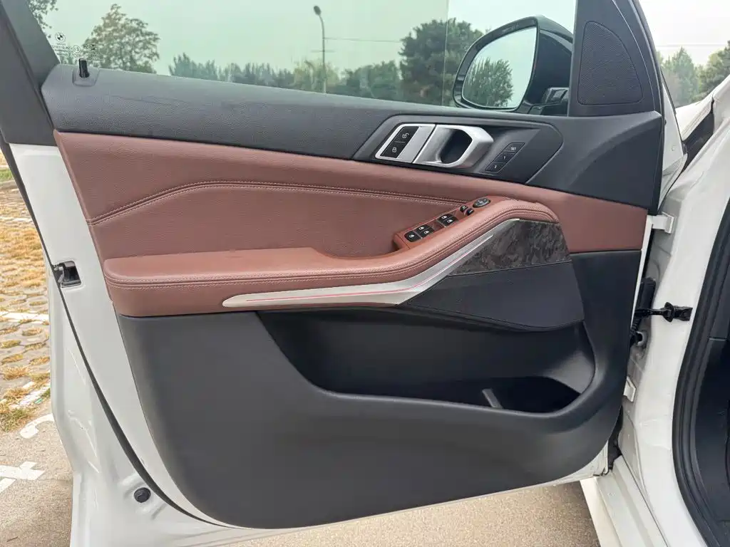 BMW X5 (Import) — фото 17