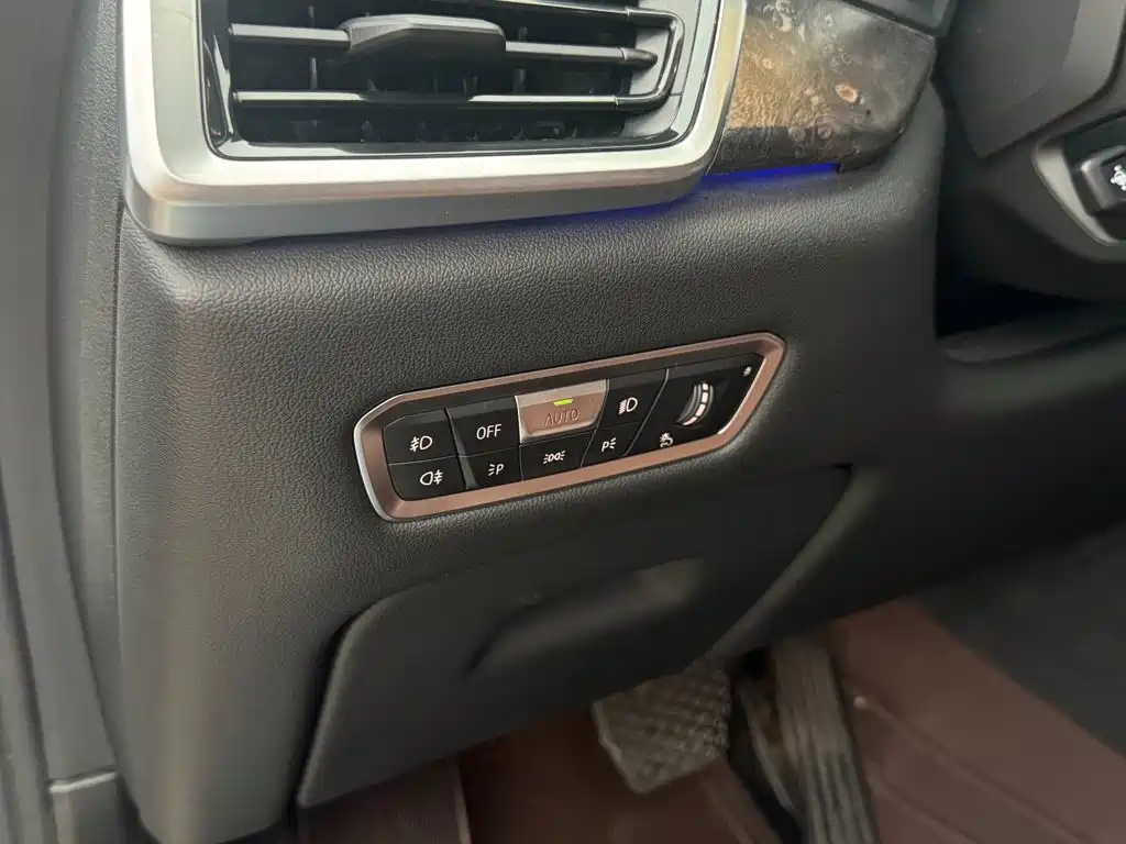 BMW X5 (Import) — фото 19