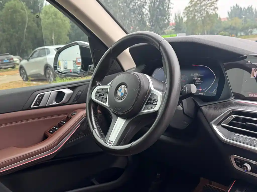 BMW X5 (Import) — фото 22