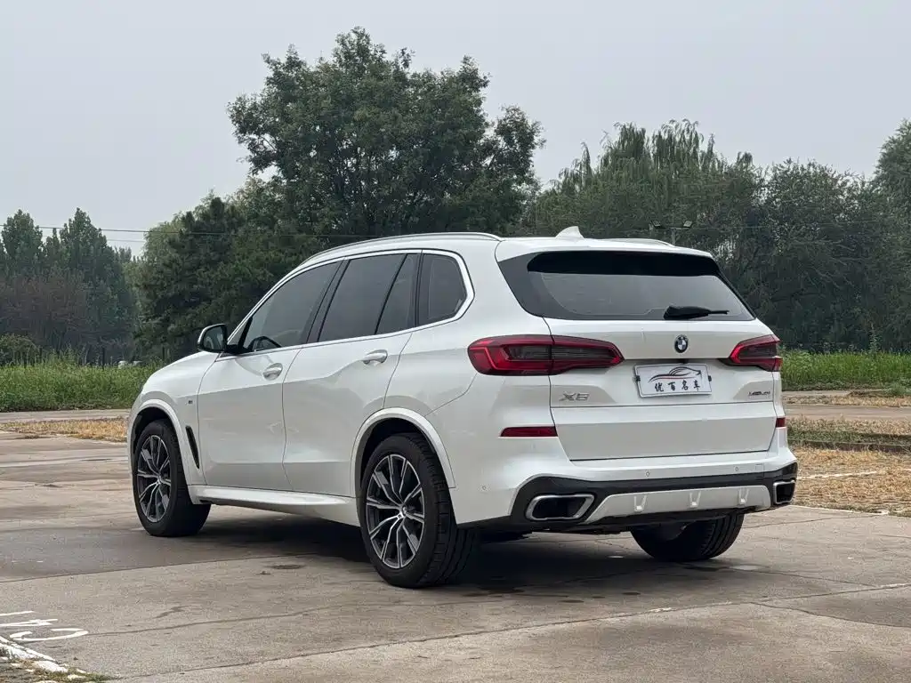 BMW X5 (Import) — фото 4