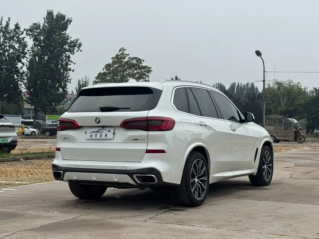 BMW X5 (Import) — фото 6