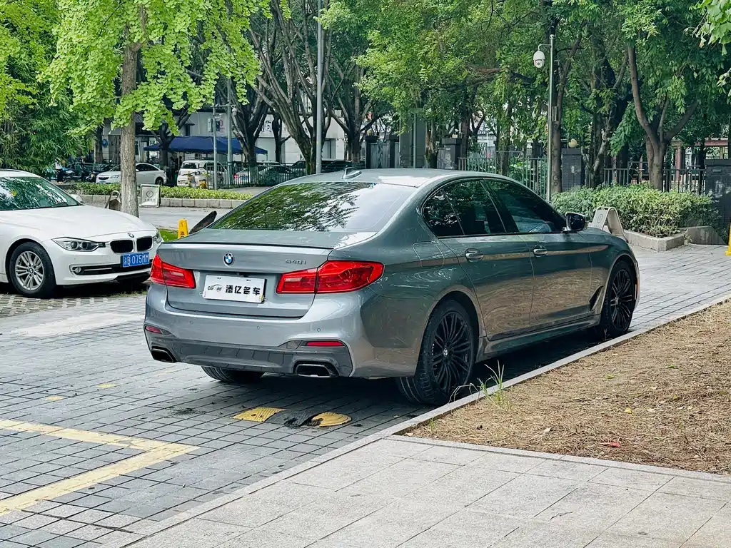 BMW 5 Series (Import) — фото 7