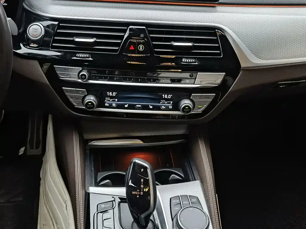 BMW 5 Series (Import) — фото 8