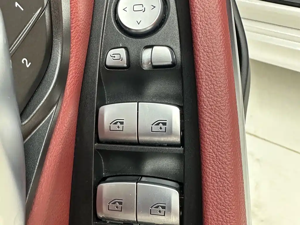 BMW 3 Series — фото 10