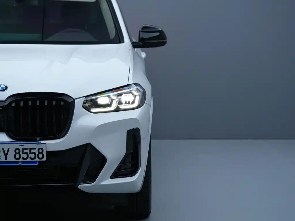 BMW X3 — фото 3