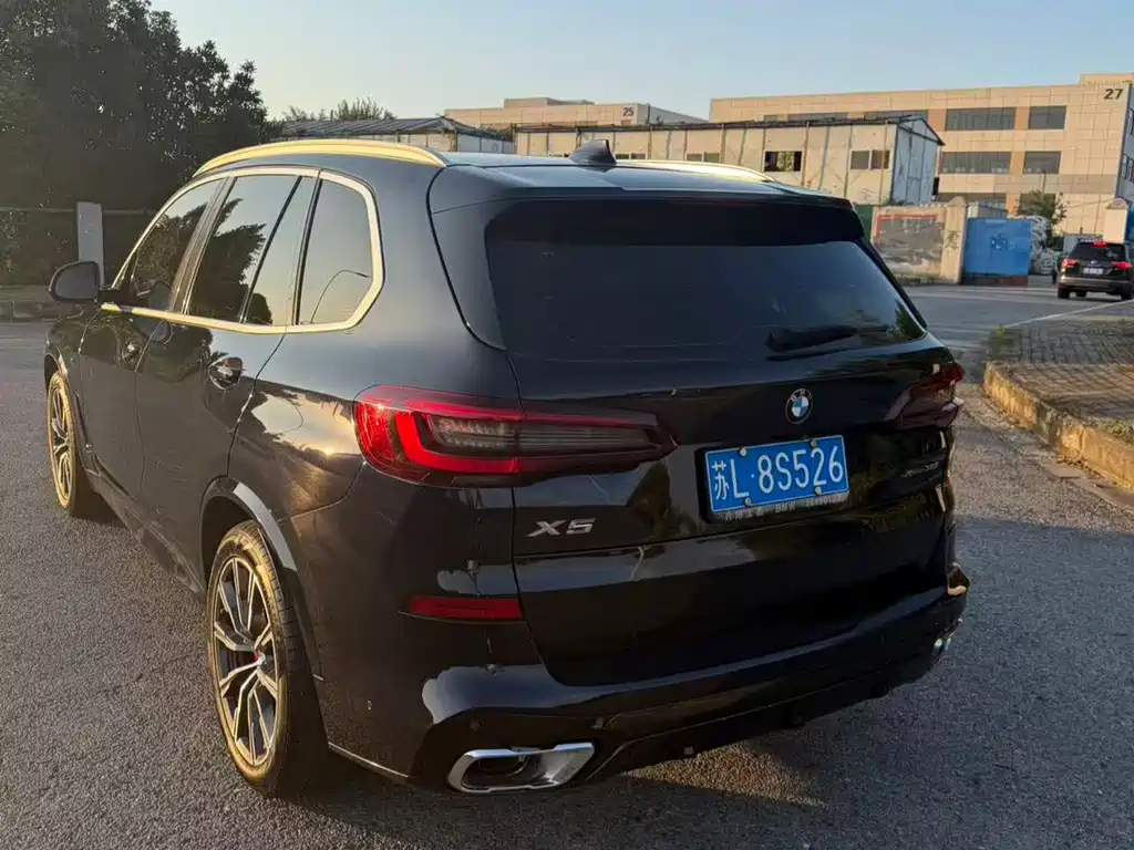 BMW X5 (Import) — фото 7