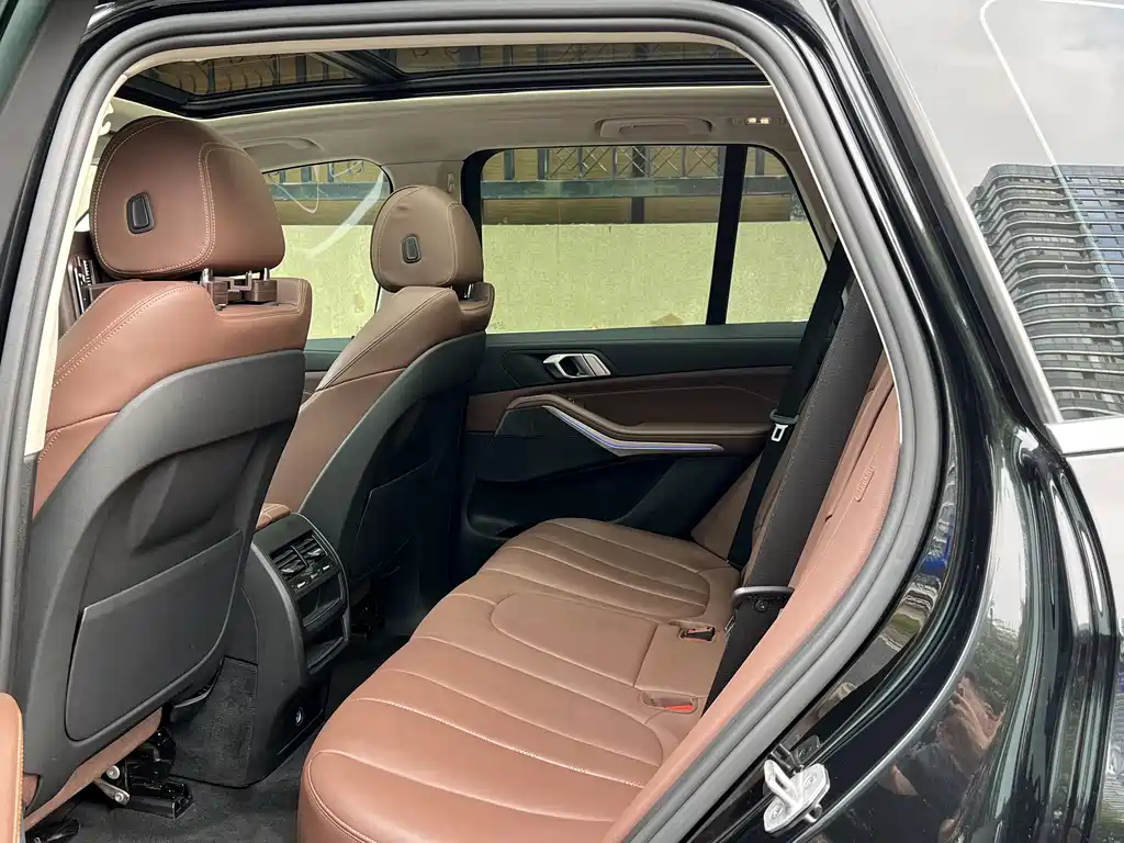 BMW X5 (Import) — фото 10
