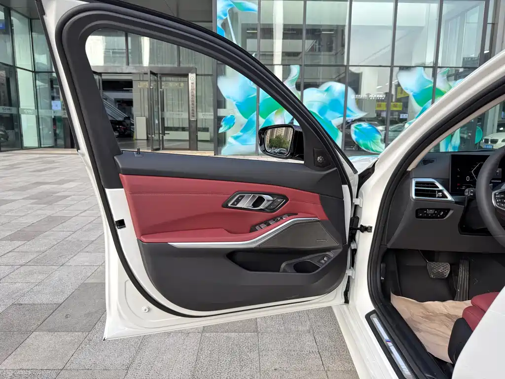 BMW 3 Series — фото 11