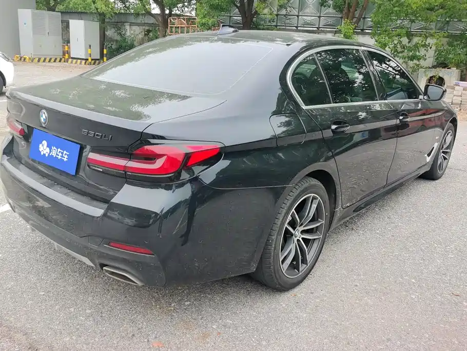 BMW 5 Series — фото 3