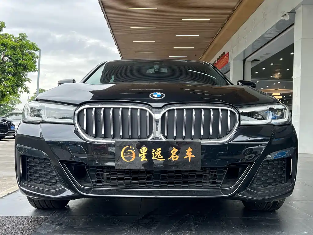BMW 5 Series — фото 2