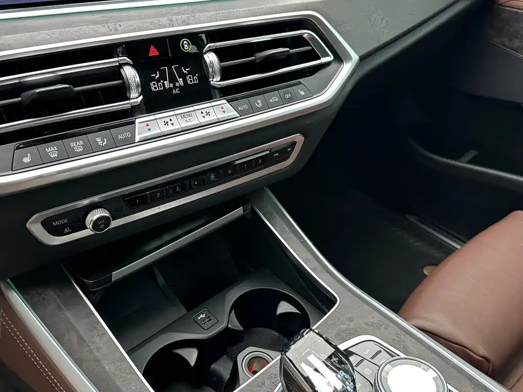 BMW X5 (Import) — фото 8