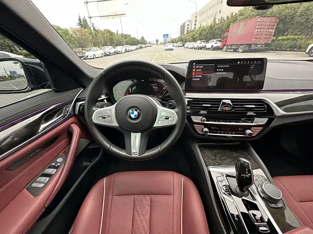 BMW 5 Series — фото 4