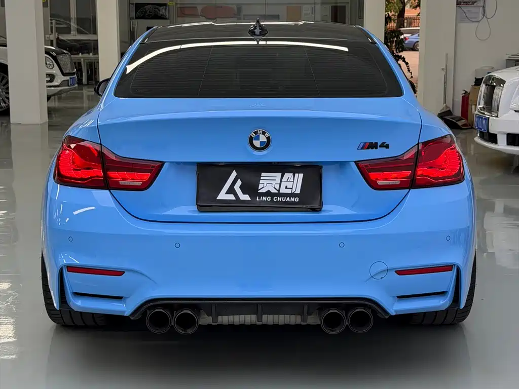 BMW M4 — фото 8