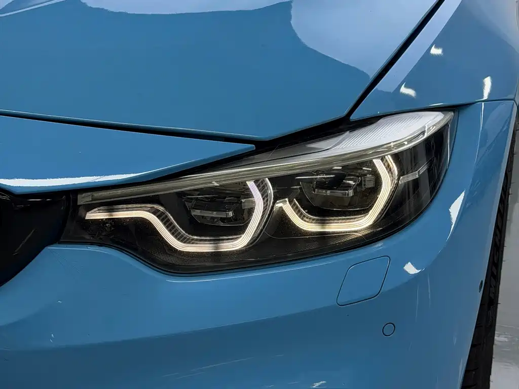 BMW M4 — фото 9