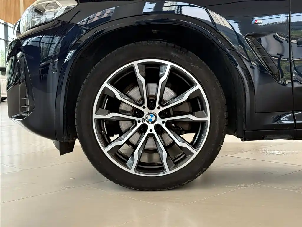 BMW X3 — фото 13